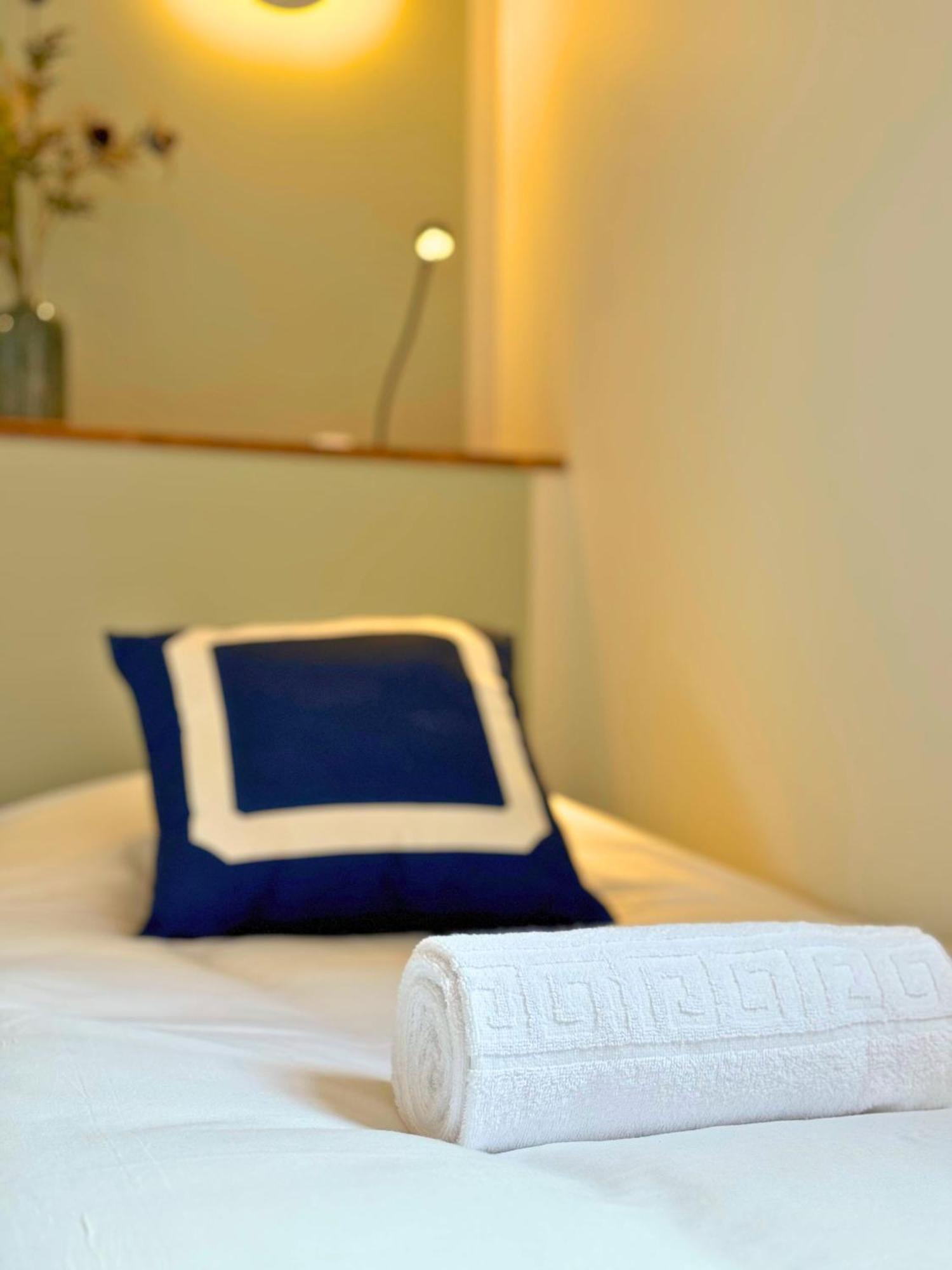 Hotellerie De L'Abbaye Bellegarde-Sainte-Marie Εξωτερικό φωτογραφία
